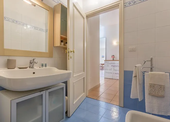 Guesthost - Porta Maggiore * بولونيا